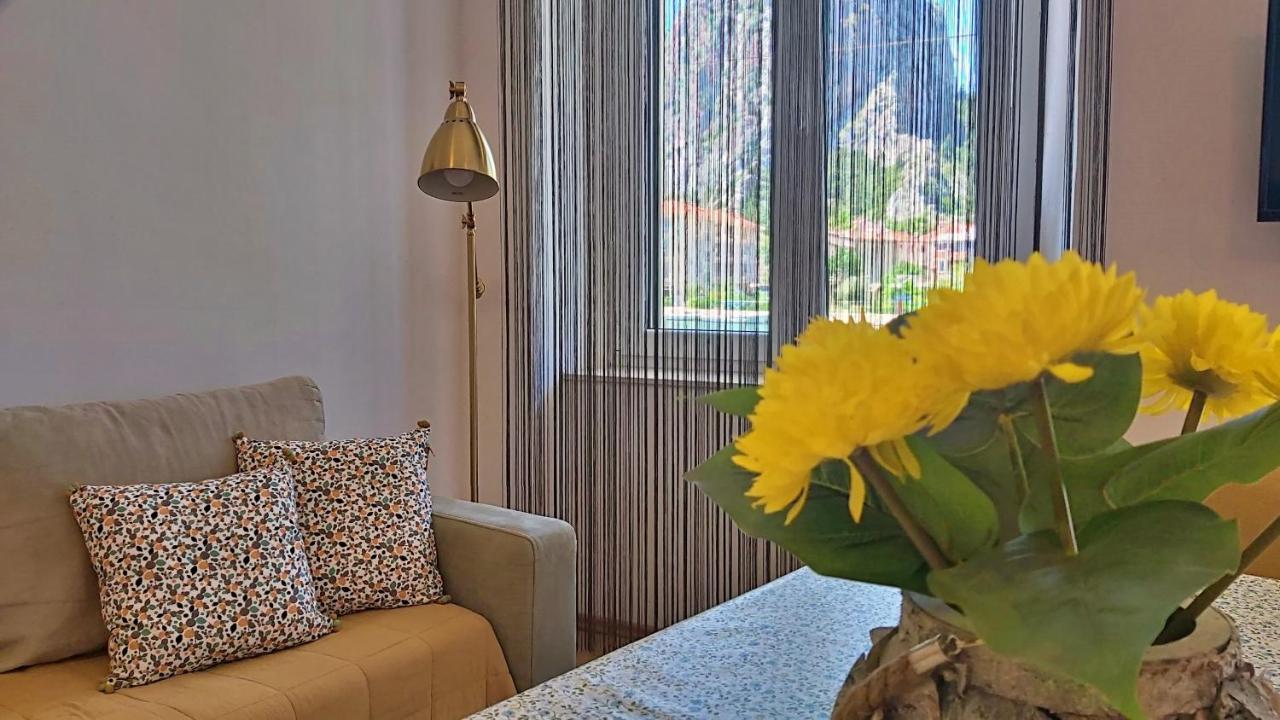 Apartment Mandic Омиш Экстерьер фото