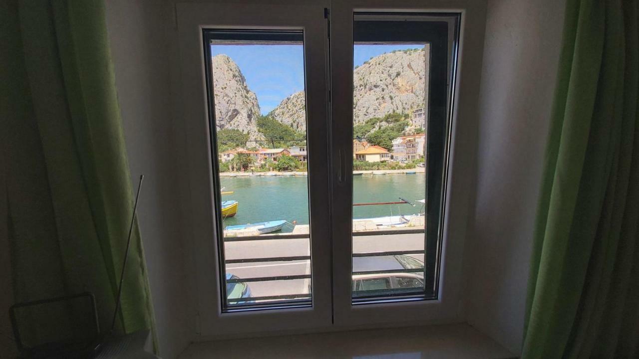 Apartment Mandic Омиш Экстерьер фото